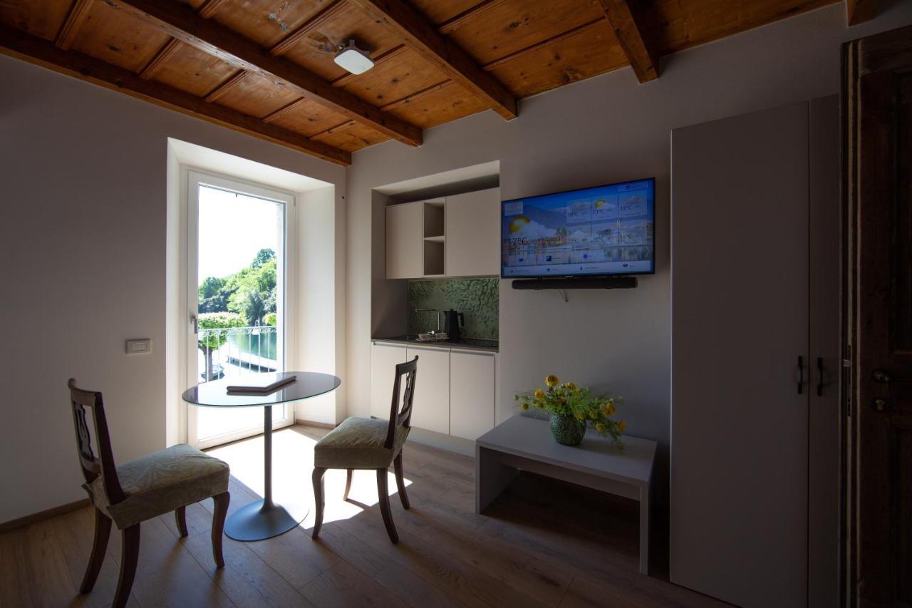 Casa Castagna 1620 Bed and Breakfast Mergozzo Εξωτερικό φωτογραφία