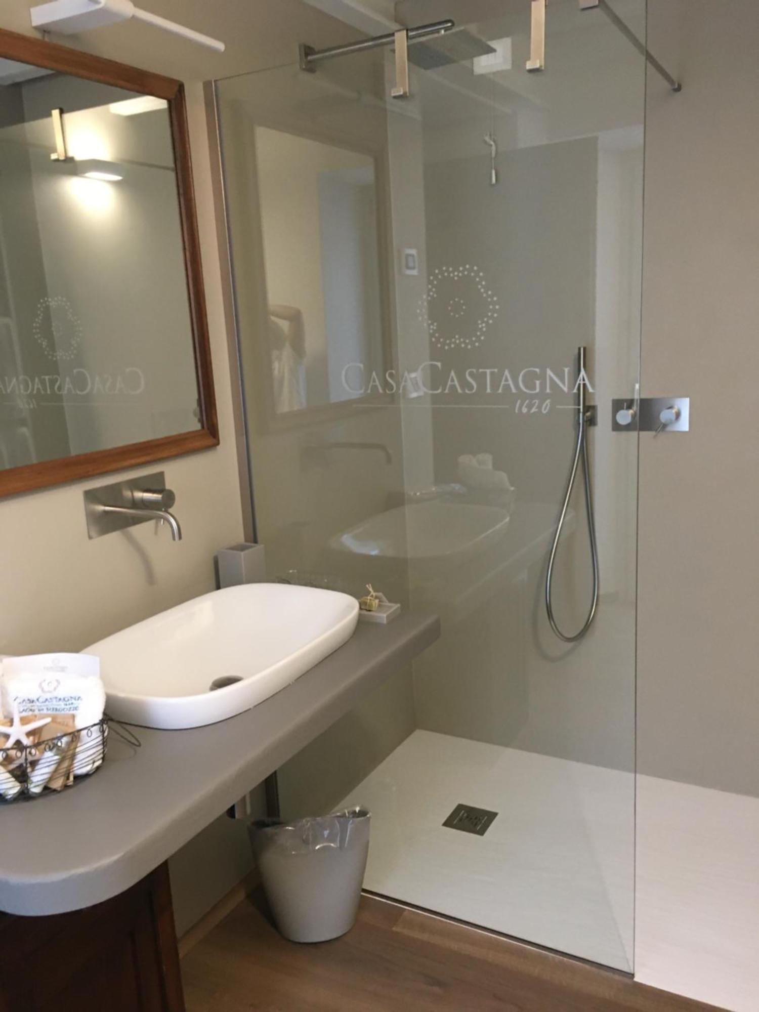 Casa Castagna 1620 Bed and Breakfast Mergozzo Εξωτερικό φωτογραφία